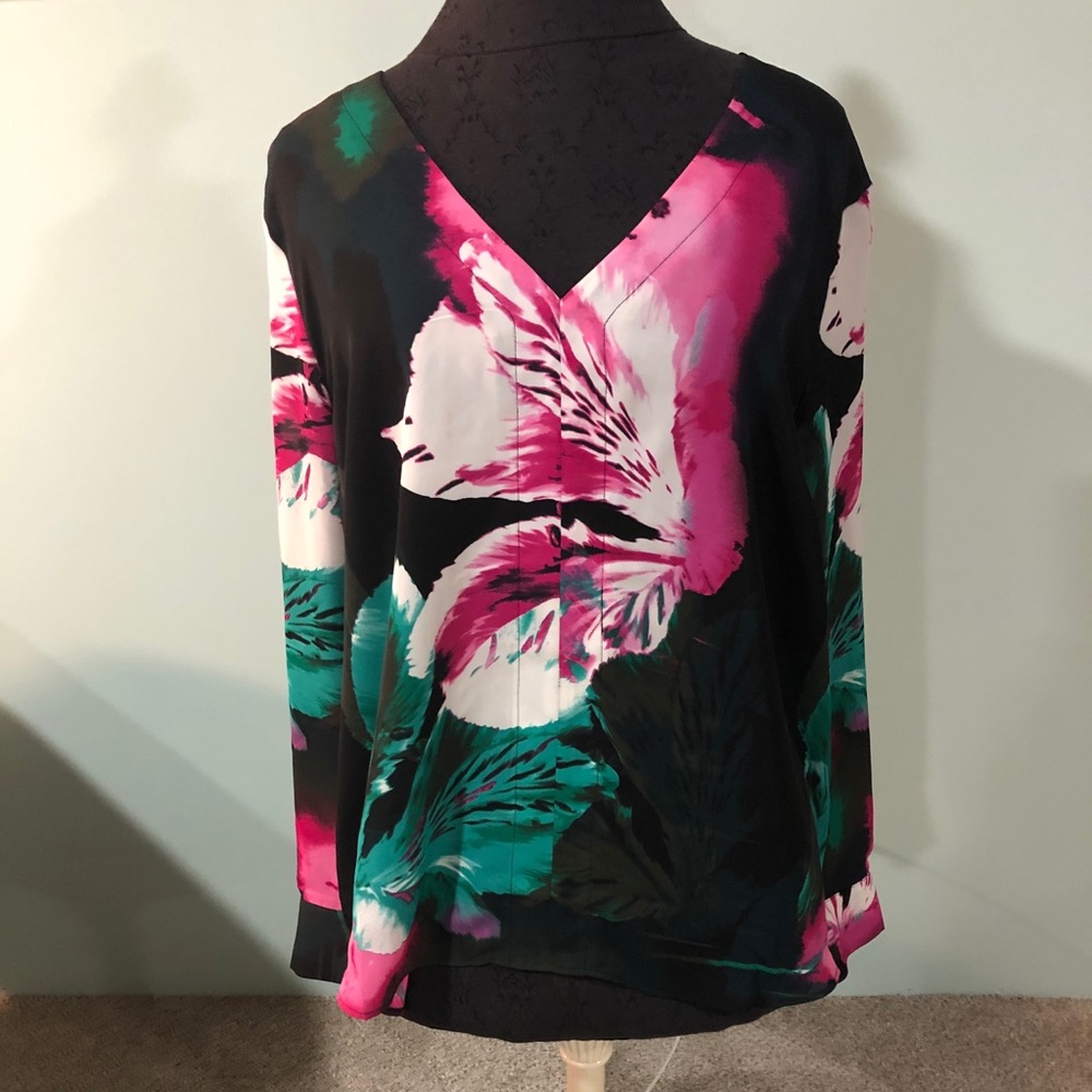 Jennifer Lopez XL multi-color blouse